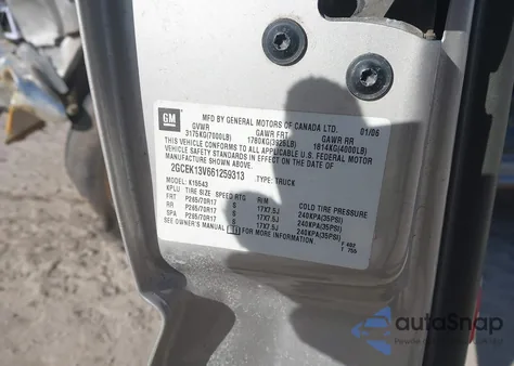 2006 Chevrolet Silverado 1500 Ls z USA, uszkodzony, nr VIN 2GCEK13V661259313